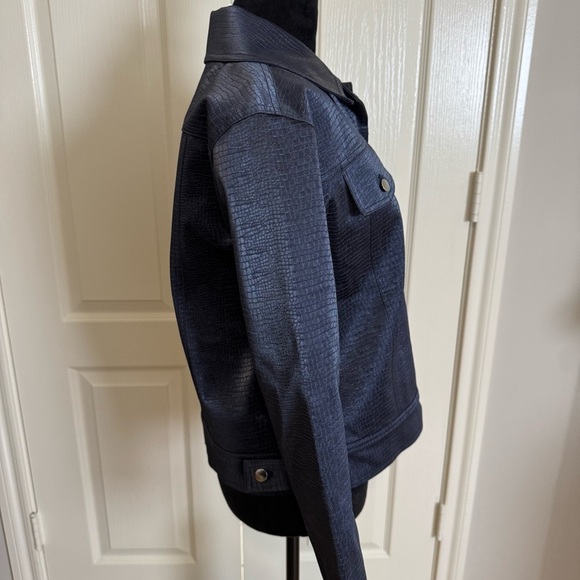 WAYF Camille Glossy Navy Blue Faux Leather Crocodile Alligator Lizard Jacket NWT - Picture 10 of 10